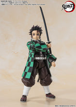 Load image into Gallery viewer, PRE-ORDER S.H.Figuarts Tanjiro Kamado Demon Slayer: Kimetsu no Yaiba (re-offer)
