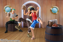 Load image into Gallery viewer, PRE-ORDER S.H.Figuarts The Straw Hat Crew Party Set One Piece
