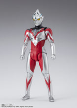 Load image into Gallery viewer, PRE-ORDER S.H.Figuarts Ultraman Arc
