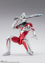 Load image into Gallery viewer, PRE-ORDER S.H.Figuarts Ultraman Arc
