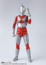 Load image into Gallery viewer, PRE-ORDER S.H.Figuarts Ultraman Jack Reissue
