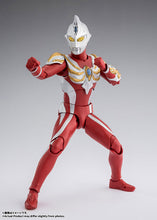 Load image into Gallery viewer, PRE-ORDER S.H.Figuarts Ultraman Max
