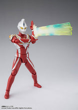 Load image into Gallery viewer, PRE-ORDER S.H.Figuarts Ultraman Max
