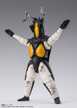 Load image into Gallery viewer, PRE-ORDER S.H.Figuarts Zetton 60th Anniversary Edition Ultraman
