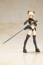 Load image into Gallery viewer, PRE-ORDER SHIMADA HUMIKANE ART WORKS Artynia Plastic Model
