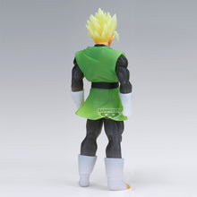 Load image into Gallery viewer, PRE-ORDER Son Gohan Clearise Great Saiyaman Ver. II Ver. B Dragon Ball Z
