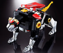 Load image into Gallery viewer, PRE-ORDER Soul of Chogokin GX-71SP Voltron (Chogokin 50th Anniversary ver) Voltron: Defender of the Universe
