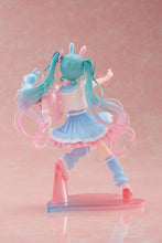 Load image into Gallery viewer, PRE-ORDER [Taito Kuji] Hatune Miku × RODY Newley Written Figure

