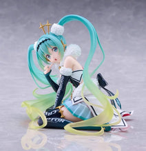 Load image into Gallery viewer, PRE-ORDER [Taito Kuji] Racing Miku Figure 2018Ver. Round 8
