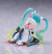 Load image into Gallery viewer, PRE-ORDER [Taito Kuji] Racing Miku Figure 2018Ver. Round 8
