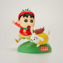 Load image into Gallery viewer, PRE-ORDER Vignette Figure Vegetable Costume Crayon Shinchan
