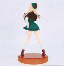 Load image into Gallery viewer, PRE-ORDER Vivit Figure Marin Kitagawa Detective Ver. Green My Dress-Up Darling
