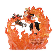 Load image into Gallery viewer, PRE-ORDER World Collectable Figure Log Stories Portgas D. Ace &amp; Monkey D. Luffy Marineford One Piece
