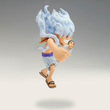 Load image into Gallery viewer, PRE-ORDER World Collectable Figure Monkey D. Luffy vs. Borsalino One Piece

