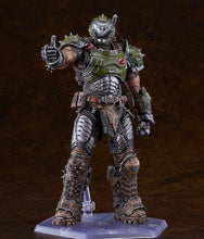 Load image into Gallery viewer, PRE-ORDER figma DOOM SLAYER - DOOM: THE DARK AGES ver. DX Edition
