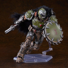 Load image into Gallery viewer, PRE-ORDER figma DOOM SLAYER - DOOM: THE DARK AGES ver.
