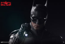 Load image into Gallery viewer, PRE-ORDER S 1/6 Scale Batman suit Standard Version (Hair transplant and Movable Eye Headsculpt)

