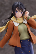 Load image into Gallery viewer, PRE-ORDER Mai Sakurajima Rascal Does Not Dream of a Dreaming Girl Coreful Figure (Winter Wear Ver.)
