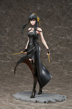 Load image into Gallery viewer, PRE-ORDER 1/7 Scale Yor Forger - SPY x FAMILY
