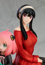 Load image into Gallery viewer, PRE-ORDER 1/7 Scale Anya &amp; Yor Forger Spy x Family
