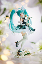 Load image into Gallery viewer, PRE-ORDER Hatsune Miku Scale Figure - Newly Written 39 (Miku)&#39;s Day Anniversary Ver.
